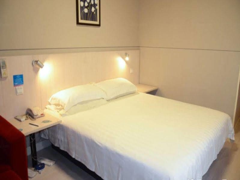 Jingjiang Inn Ningbo Tianyige Xihe Street Нинбо Экстерьер фото